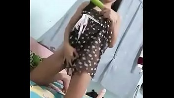 brazilian teen masturbates on webcam