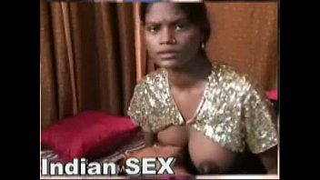 lesbian fingering in hindi