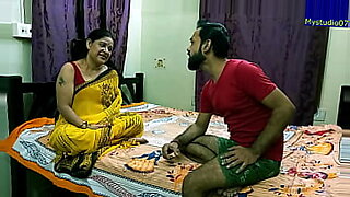 desi maid homealone sex