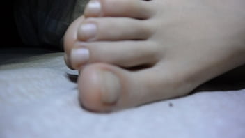 gf feet 3