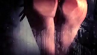 hot black girl isabella rahman shakes her ass in shower