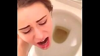 mom toilet group anal