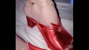 sunny leone high heels and sexy feet