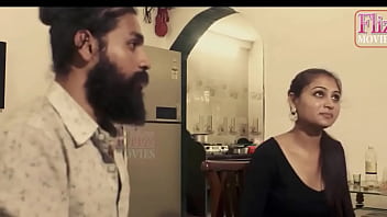 sexy hindi mai sari pinawa hindi bolne wala video