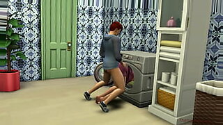 curvy mixican mom sidecar and gets fucked in kitchen at breakfast