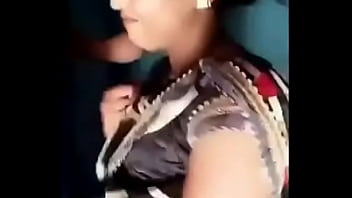 desi bhabhi giving handjob