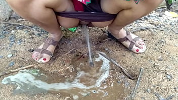 desi aunty smoking