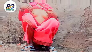 indian bhabi dress change saree 3gp