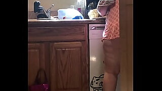 mom stuck hand in kitchen