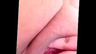 wifes handjob pussy cumshot