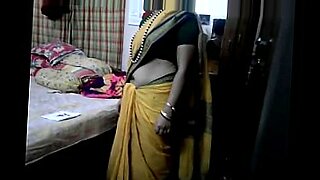 indian aunty in sexy tight dress