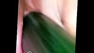 xxx brazzers ibu tiri mandi di intip sama anak laki laki