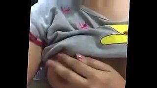 sunny leone boob nipple pinching