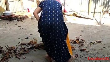 indian aunty dhouting while fuck