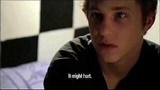 crying teen try anal