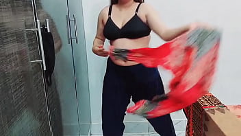 video hot lady mega singaraja striptease