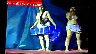 hot mom and son sex ln the morning in hindi audio dubbed