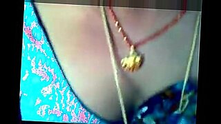 horny indian pari bhabhi fingering with hindi audio