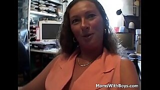 mom work and sex with son