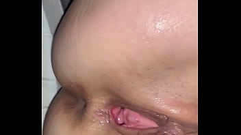 closeup hairy pussy creampie