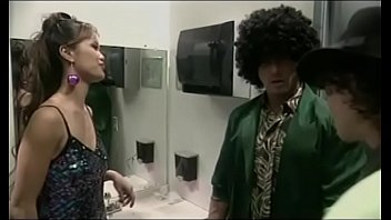 goldie locks gets a giant load of cum