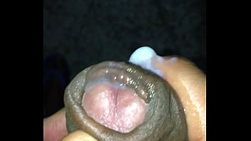 mom close up vagina