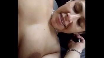 girl has orgasm in the back of a car after being picked up