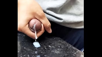 wet pussy gets fucked