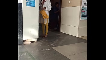 chanese small man fucking forced toll girl in hospital