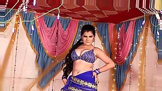 xxx video bhojpuri song par