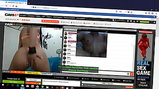 linda morrita de prepa mexicana se pone orejas de conejita para encuerarse por su webcam