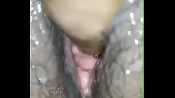nagma butt tube