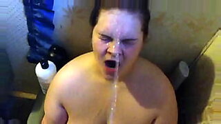 girl piss in boy mouth