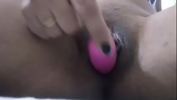 pussy lip sucking