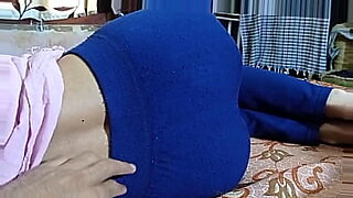 10th ever 1st time sex hd video