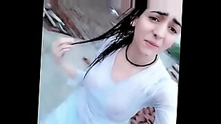 andhra girl bathing out door