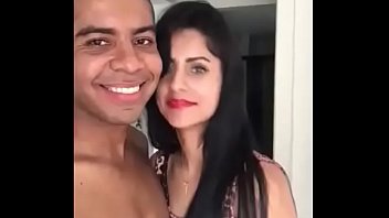 young pakistani couple make a sexbagingin bed