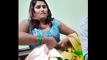 sexy babahi removing her saree bf