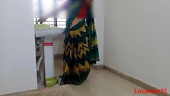 indian bhabi dress change saree 3gp
