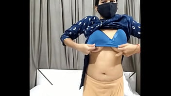 chubby show huge bra and boobs in house