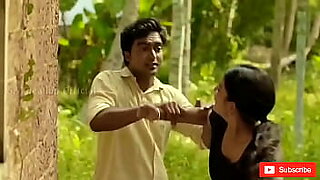 malayalam hot mallu aunty lip to lip kissing andseduction