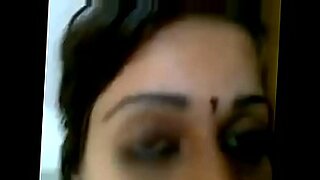 a cute indian girl nude vodeo call her frnd