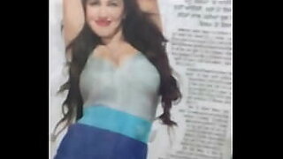 actress zeenat aman nude