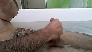 indian mature hairy pussy